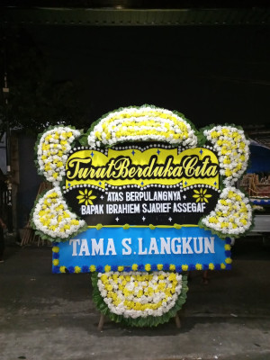 Papan Bunga Duka di Gempol Sari